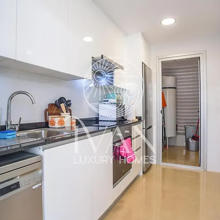 Casa Perola Ivan Luxury Homes 8ªplta Norte 1ªlinea